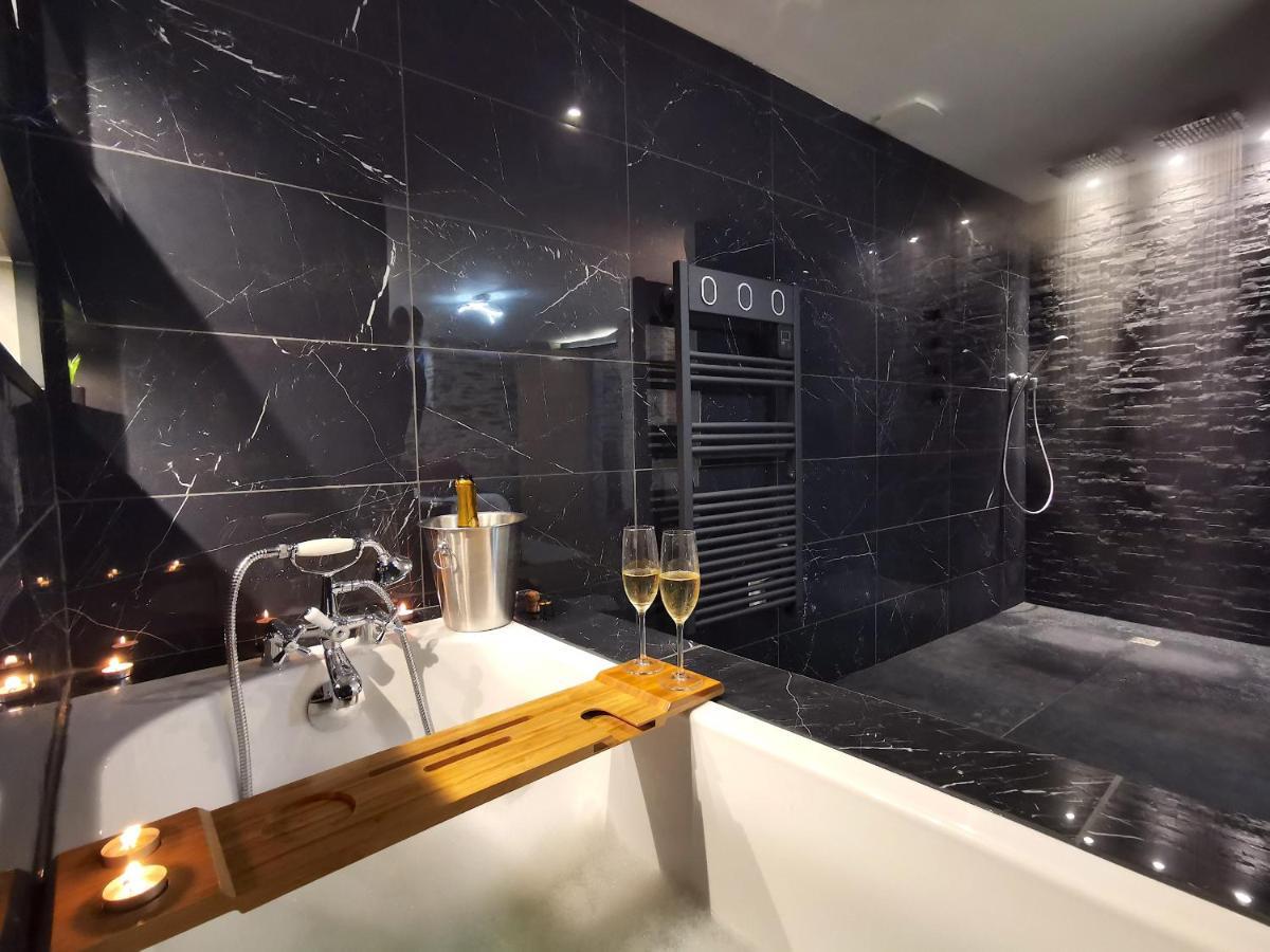 Appartement Luxueux Au Coeur De La Doutre Angers Exterior foto